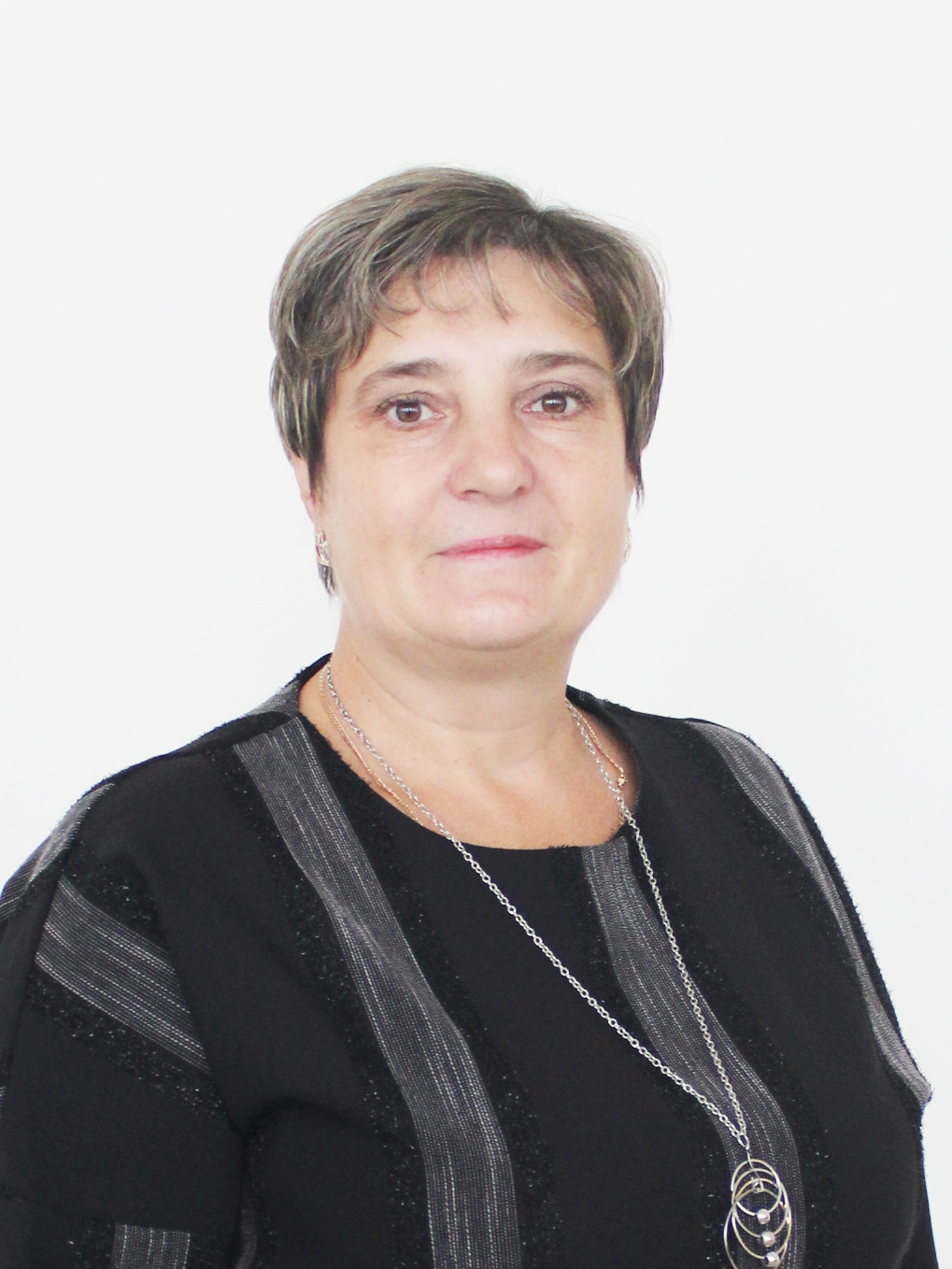 Горбушкина Любовь Петровна.